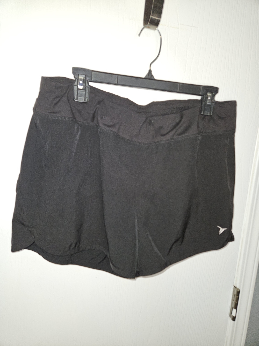 Old Navy Black Women's Athletic Shorts with Liner